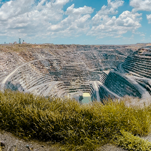 Image de project - mine de la V&eacute;n&eacute;tie - Initiative de transfert de comp&eacute;tences locales